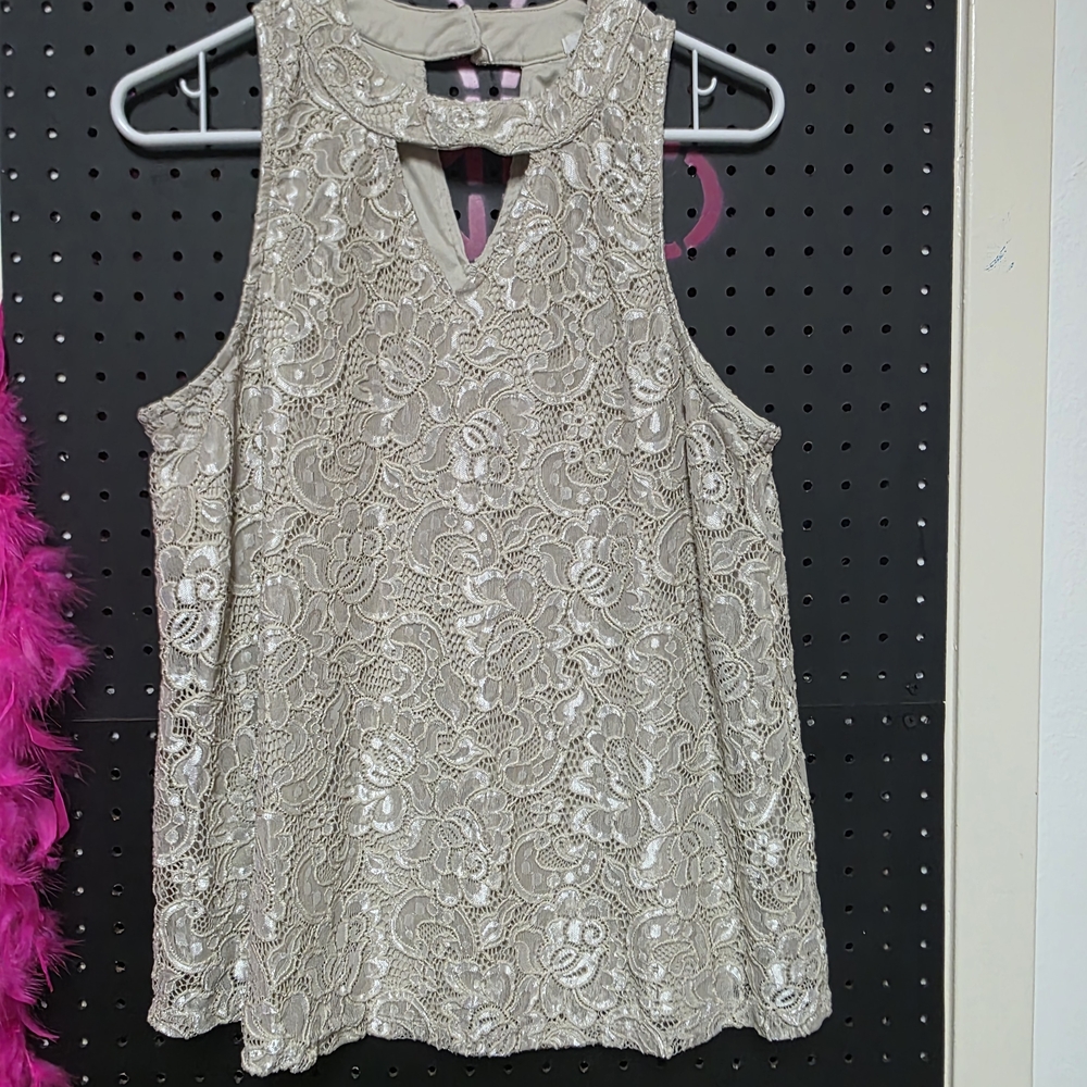 Lovely Lace Sleeveless Top in Cream- Large